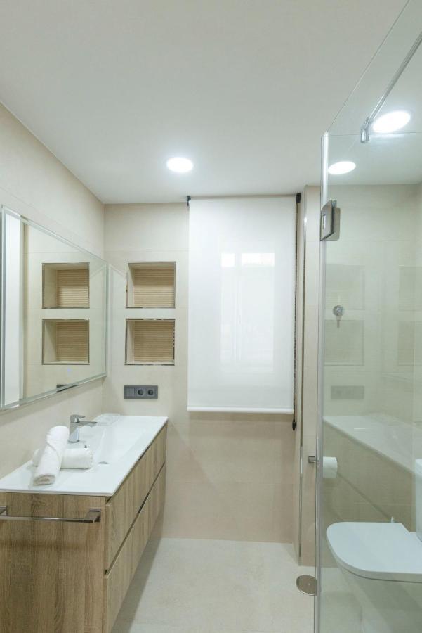 El Piso De Pilar Apartman Llanes Kültér fotó