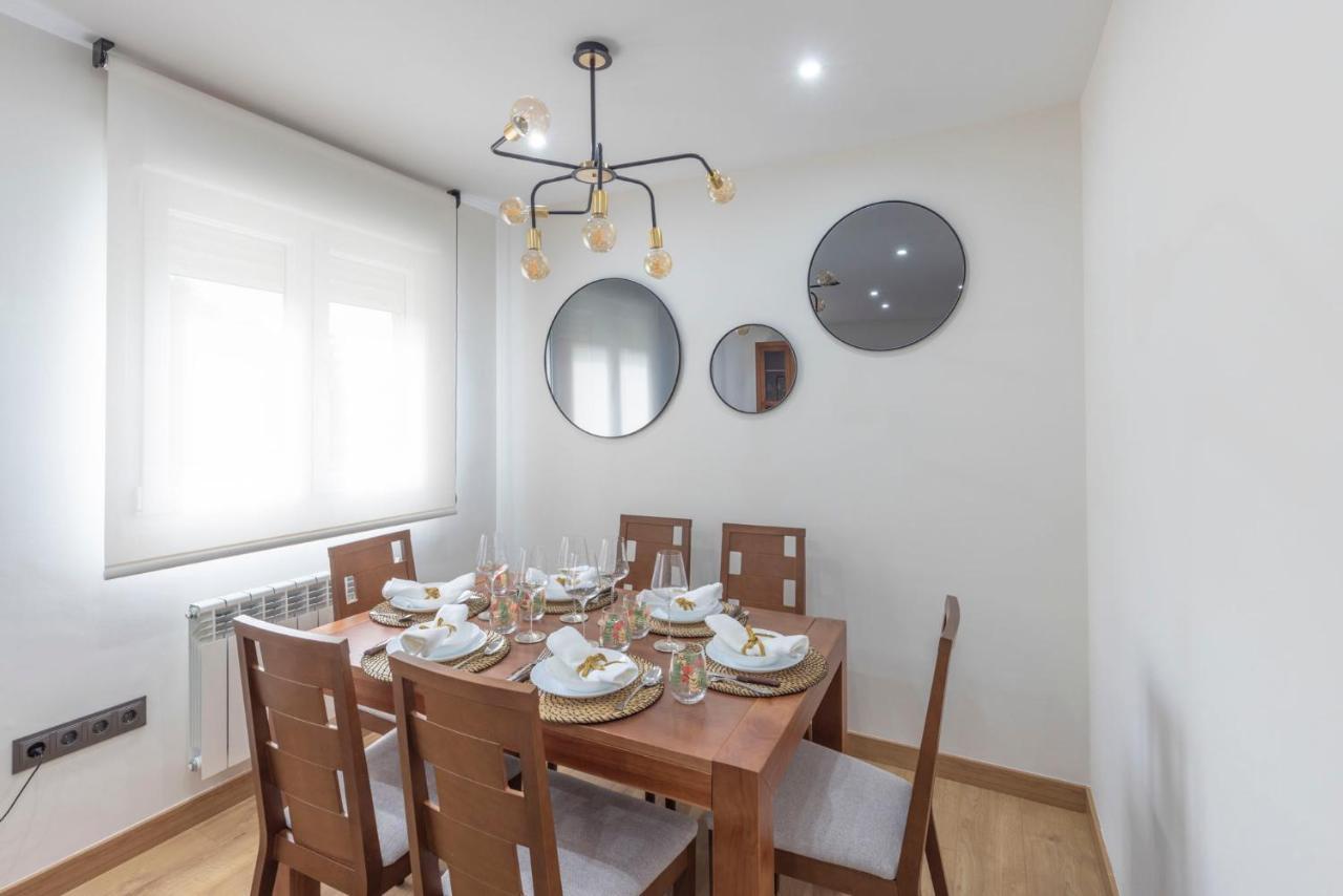 El Piso De Pilar Apartman Llanes Kültér fotó